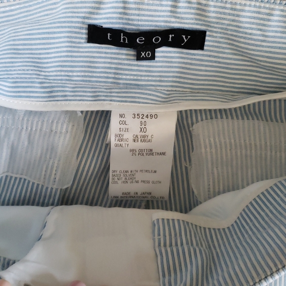 Theory blue white striped cropped pants (0) - Picture 6 of 16